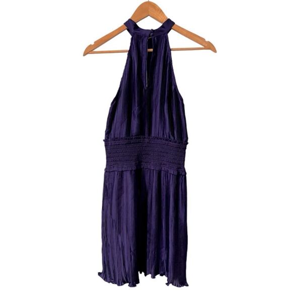 Rococo Sand Short Dress Cassi in Purple - Picture 4 of 6